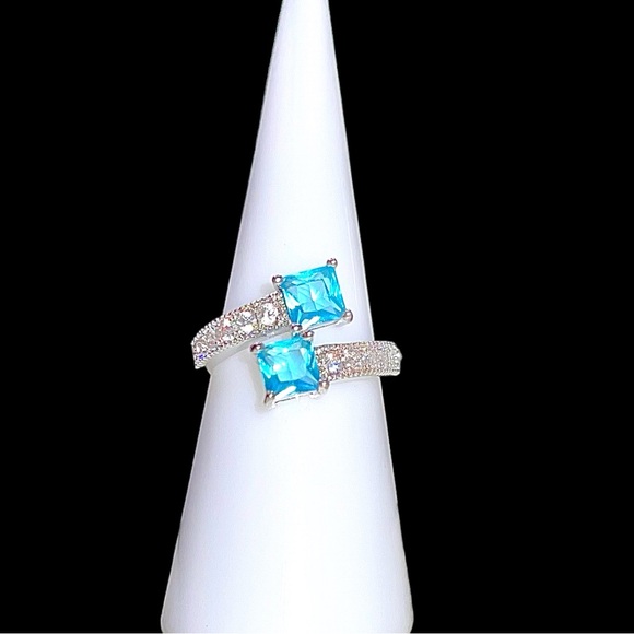 New Aqua Blue Lab-created Square Topaz Silver Engagement Ring with 10 CZ - Picture 9 of 10